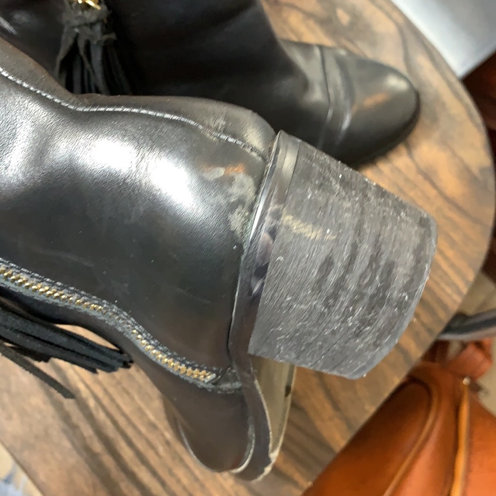 Pikolino’s Black Booties tassel zipper - Picture 6 of 6